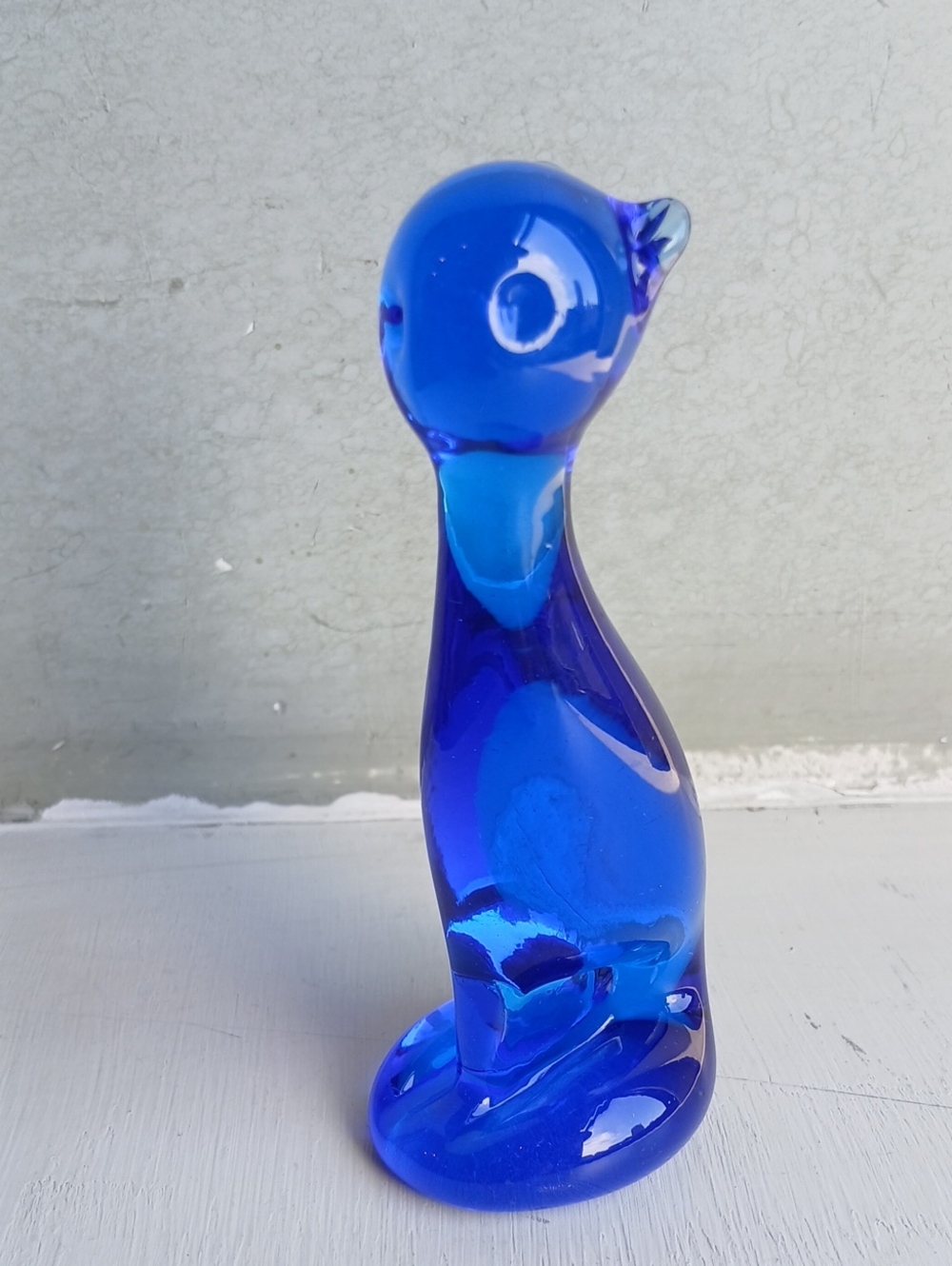Mid Century Modern Hand Blown Cobalt Blue Glass Sitting Cat Figurine